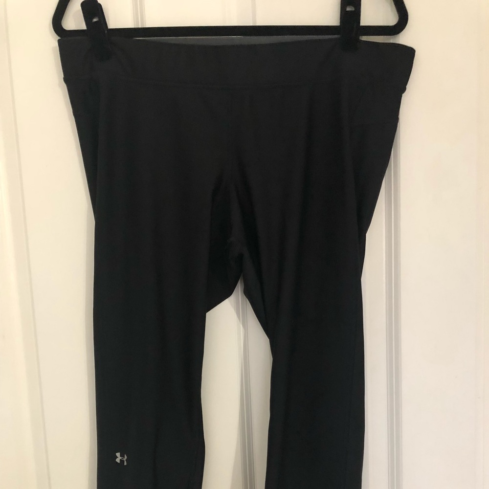 Under Armour below the knee workout pants!